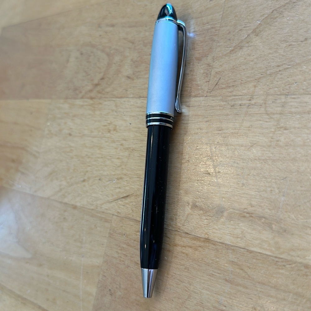 Aurora Ipsilon Ballpoint Pen made in Italy